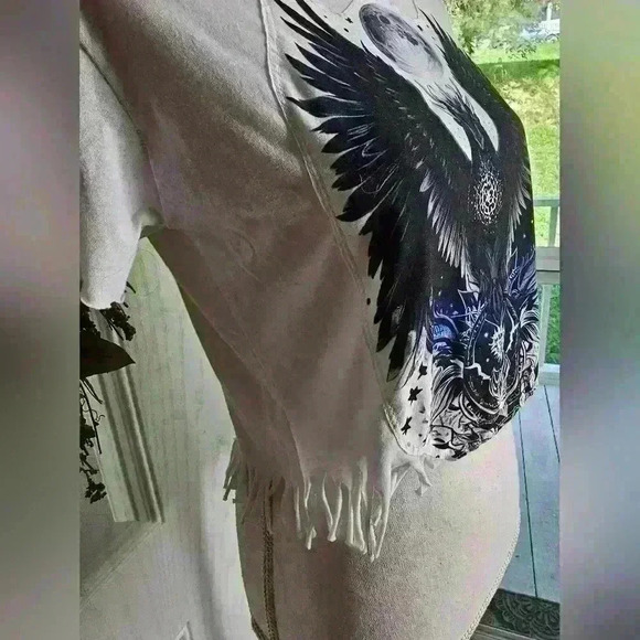 Next level crop top black bird moon fringe - Picture 3 of 4